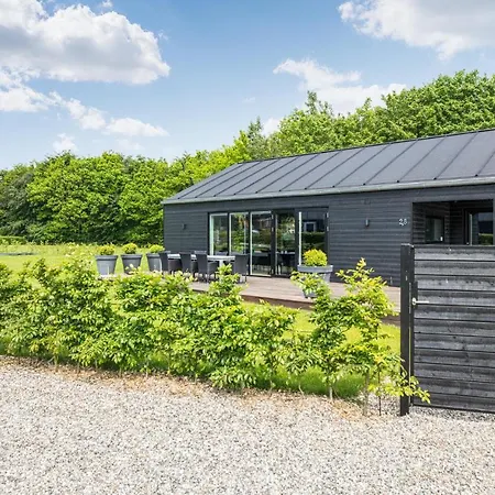Holiday home Stunning In With Wifi