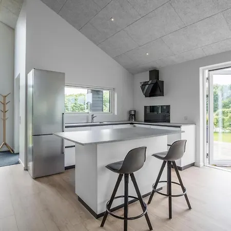 Stunning In With Wifi Holiday home